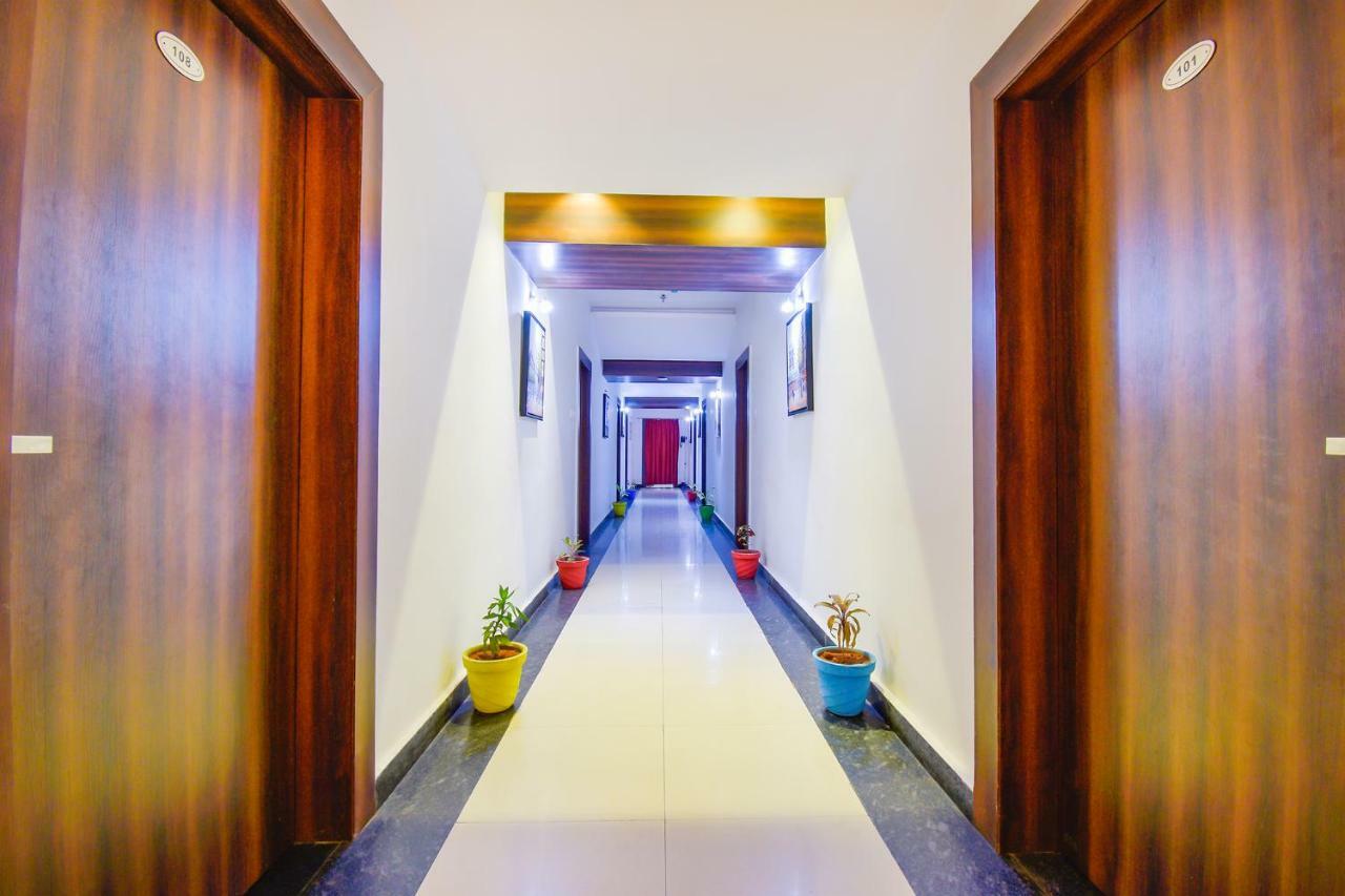 Fabhotel Pentagon Next - Bhubaneswar Railway Station Buitenkant foto